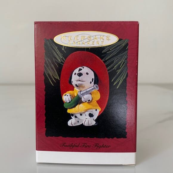 1993 Hallmark Dalmatian Firefighter Ornament - Picture 7 of 9